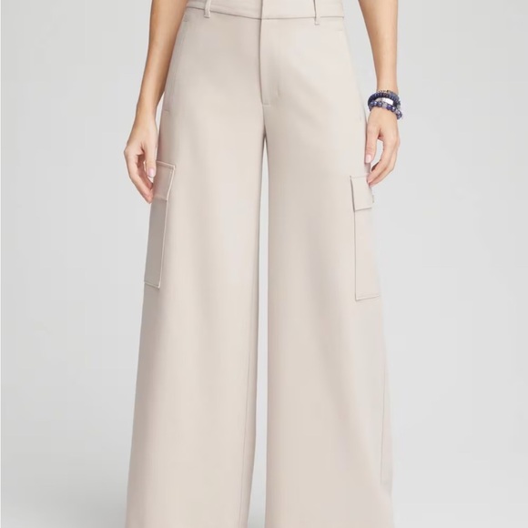 Chico's Pants - Chicos Wide-Leg Cargo Pants Size 2R